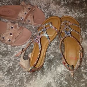 2 pairs of new super cute sandles